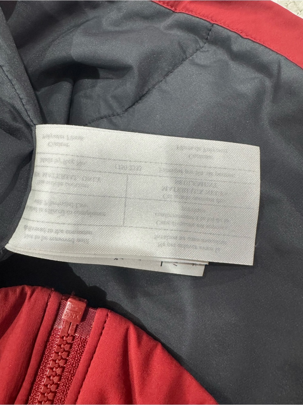Arc’teryx Proton LT Hoody Men’s Large Red Insulated Hooded Jacket - Picture 7 of 12